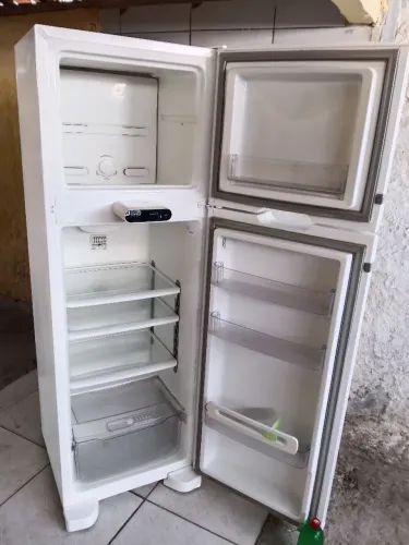 Geladeira Consul Frost Free 350 litros