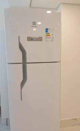 Geladeira Nova MESES de uso 