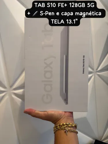 Tablet Samsung Galaxy S10 FÉ+ 128GB 5G + Spen e Capa Magnética Cinza Tela 13.1 Polegadas 