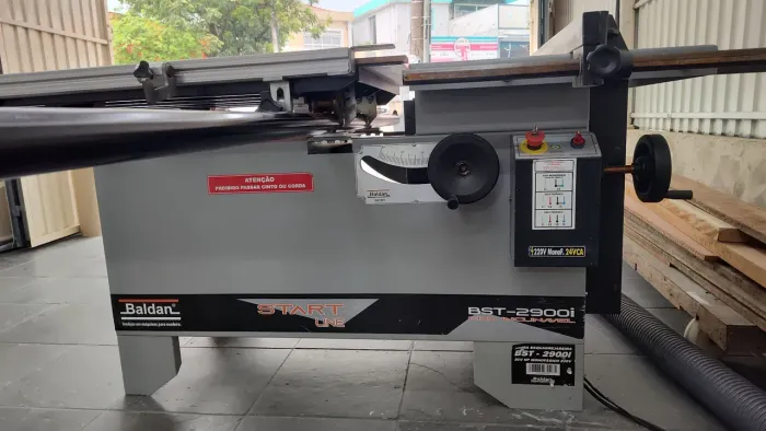 Esquadrejadeira Baldan bst2900i