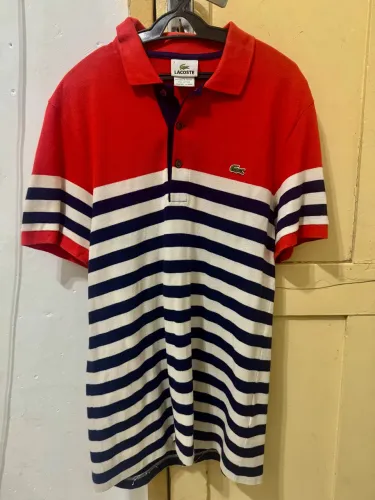 CAMISA POLO LISTRADA, LACOSTE, ORIGINAL, TAMANHO 5 Equivale ao P/M