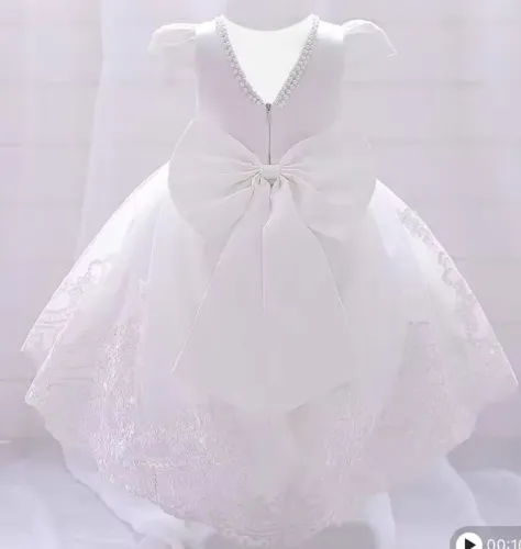 Vestido de dama novo