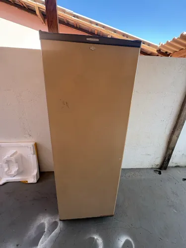 vendo geladeira! Pegando perfeitamente