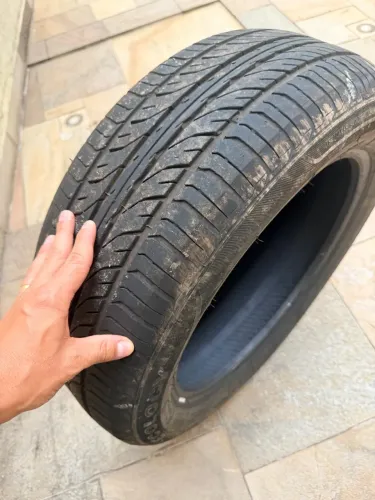 Pneus 215/55/17