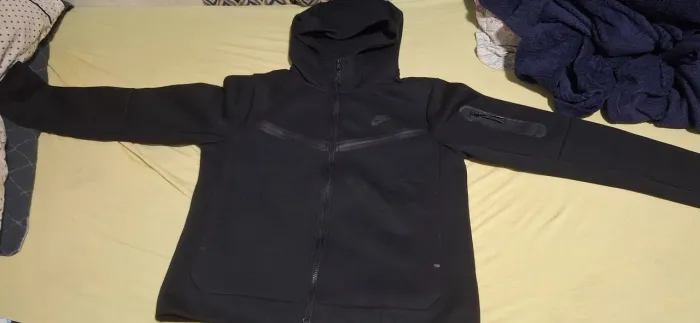 Nike Tech Fleece Preta Tamanho P IMPORTADA NOVA