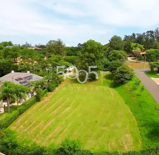 Excelente lote à venda no condomínio Terras de São José com 2049m2, em ótima localização.