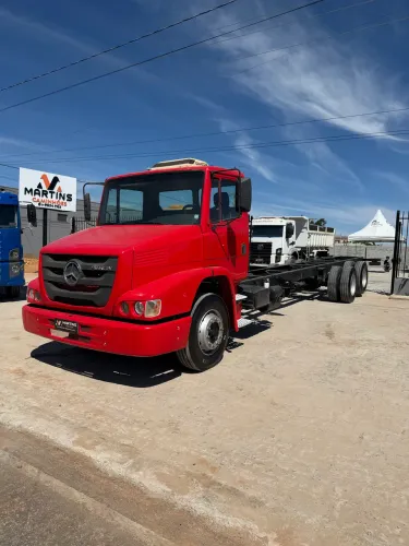 Mercedes-Benz ATRON 2324 6x2 ano 2016