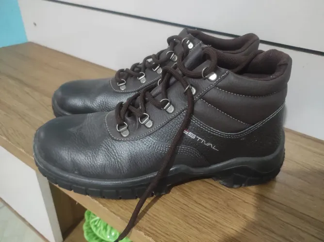 Bota Masculina Estival Tamanho 43