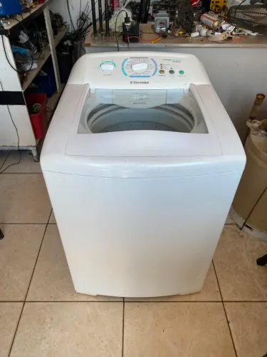 Máquina de lavar roupa Electrolux 12kg