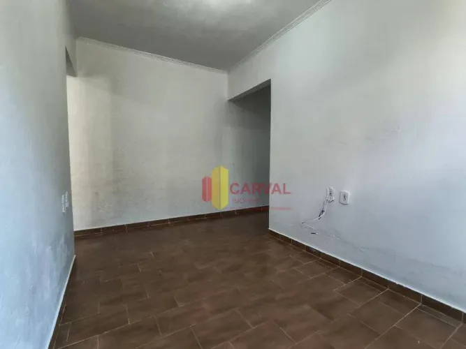 Casa com 1 dormitório para alugar, 45 m² por R$ 1.650,00/mês - Jardim Santa Mercedes - Jag