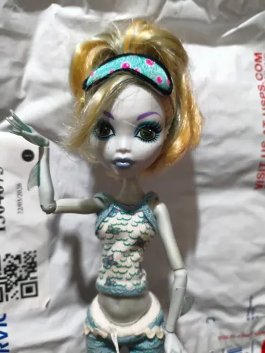 Reservada ! Lagoona dead tired