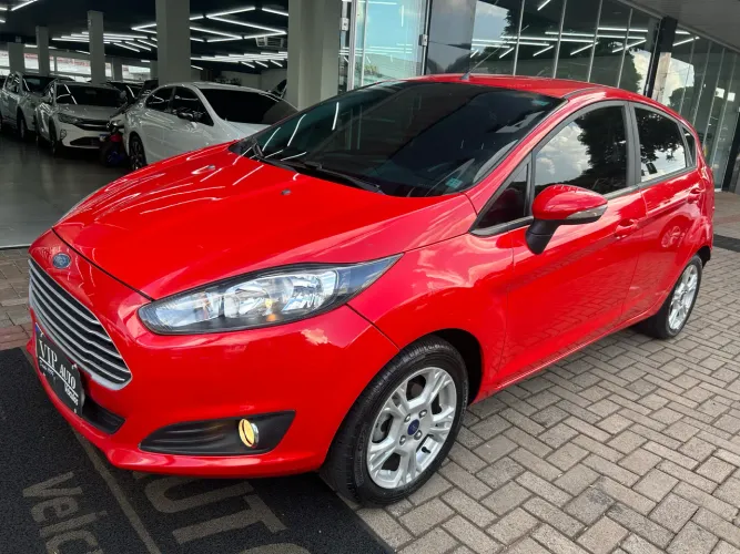 Ford Fiesta SEL 1.6 16V Flex Mec. 5P 2017