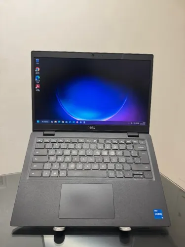 Notebook Dell Latitude i5 - 11º - RAM 8 GB - SSD256 NVme - ?Tela Full HD -14p