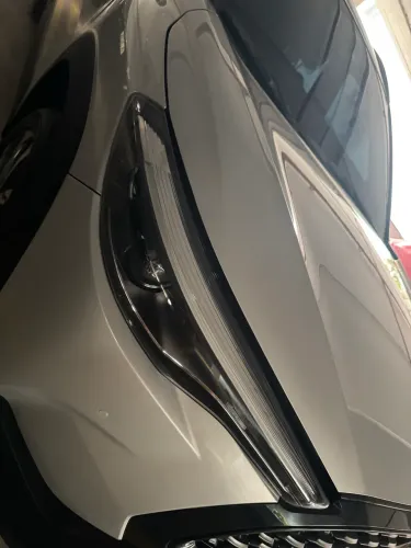 Farol corolla Cross XRE 2024