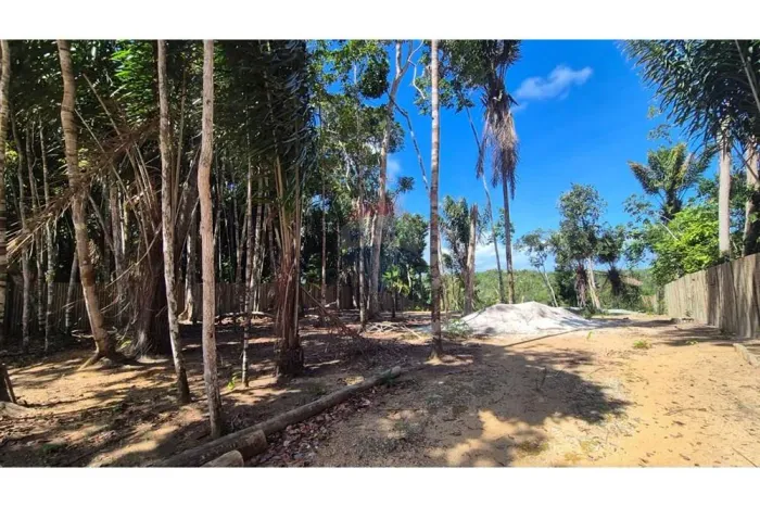 Terreno vista mar a venda em condomínio em Santa Cruz Cabralia BA
