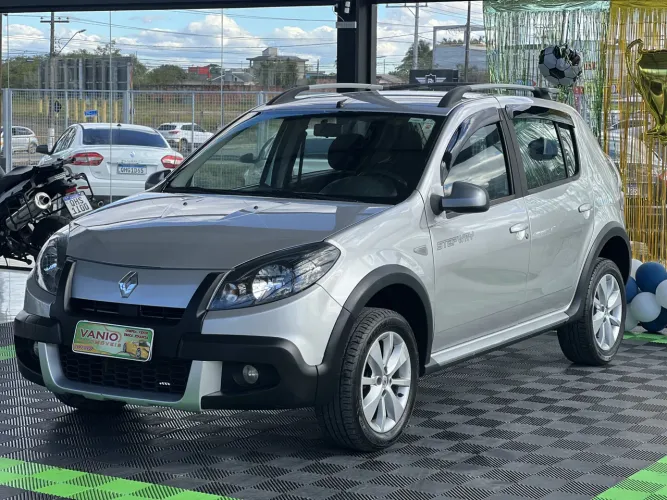 Renault Sandero Stepway Flex 1.6 16V 5P 2012