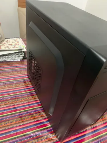 Caixa de CPU para computador