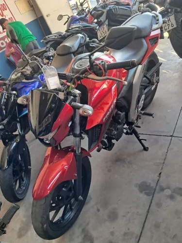 FZ 25 2022/23