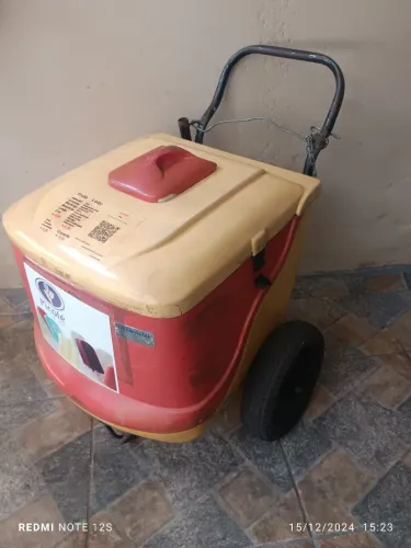 Carrinho de Picolé capacidade para 400 picolé