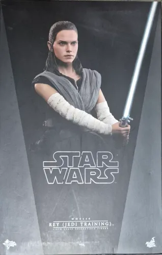 Hot Toys Star Wars Rey Episódio 8