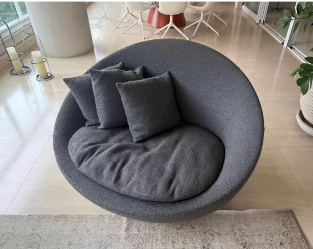 Poltrona Giratoria Cinza