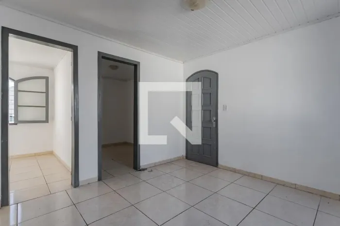 Casa à Venda - Rubem Berta, 2 Quartos, 153 m2