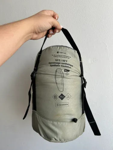 Saco de Dormir Forclaz MT500 - Excelente Estado - Compacto e Leve