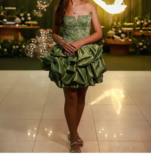 Vestido de festa verde escuro