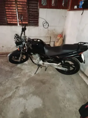 Moto Yamaha fazer 250