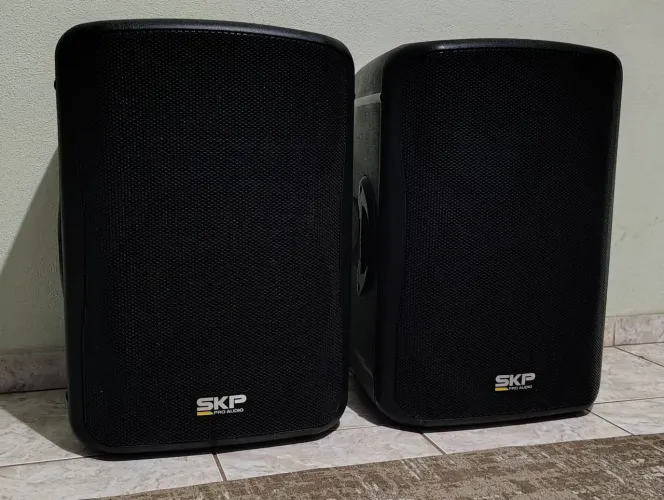 Par de Caixas Ativas SKP Nova 500 watts