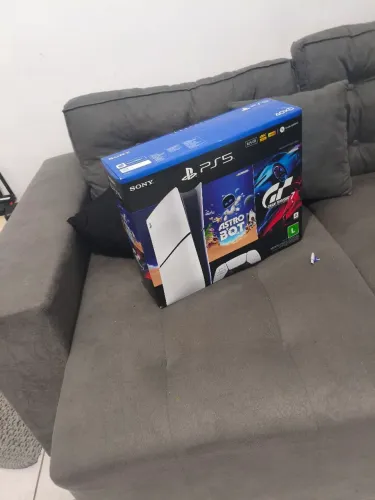 Caixa ps5 slim nova