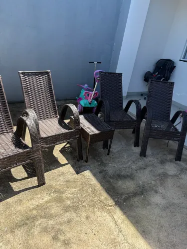 Jogo de cadeira fibra