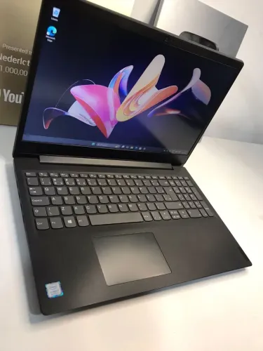 NOTEBOK LENOVO IDEAPAD CORE i7 8ª GERAÇÃO 8GB RAM MVNE 256GB TELA DE 15.6 FULL HD
