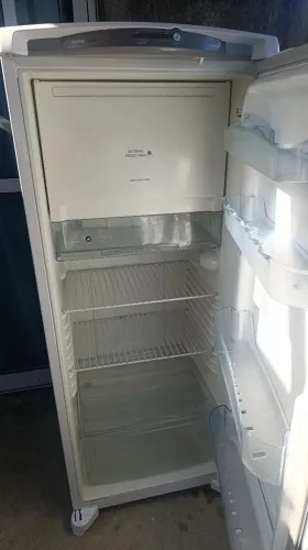 Geladeira 110 Frost Free - ENTREGA GRÁTIS