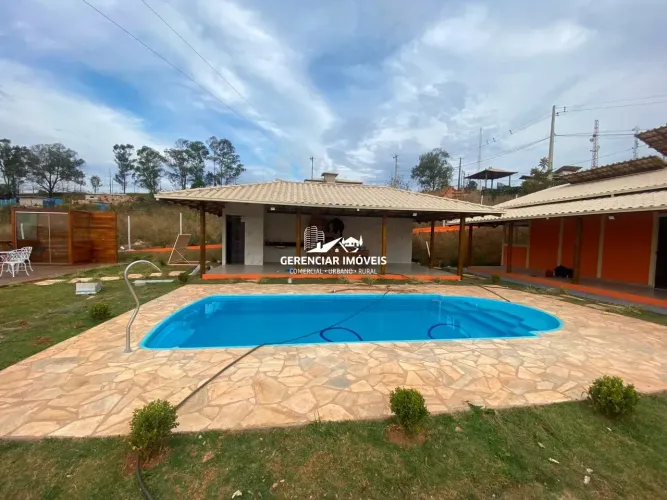 Sítio 1.000 metros em Itatiaiuçu- Mg com Jacuzzi | Piscina | Área de lazer!