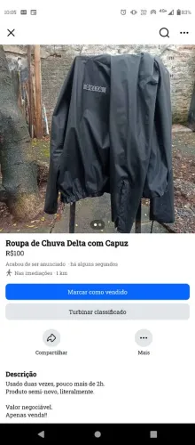 Capa Chuva Delta com Capuz