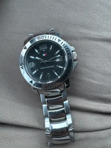 Relógio da Tommy Hilfiger prata