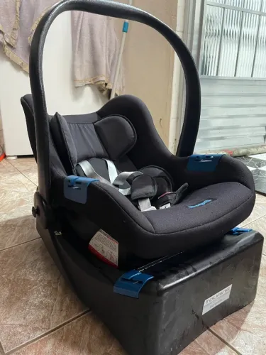 Bebê conforto com base Burigotto