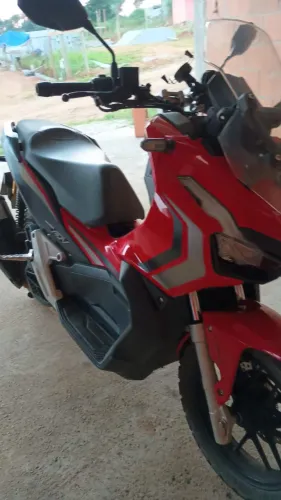 Moto Honda ADV 150, Ano 2024, Vermelha
