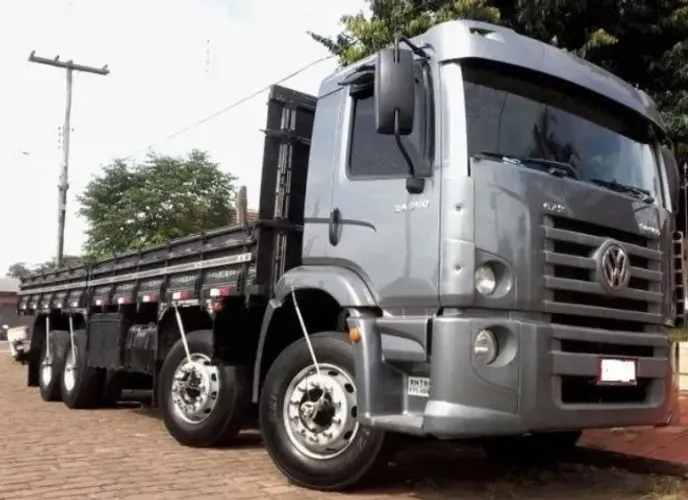 vw 24250 carroceria bitruck.