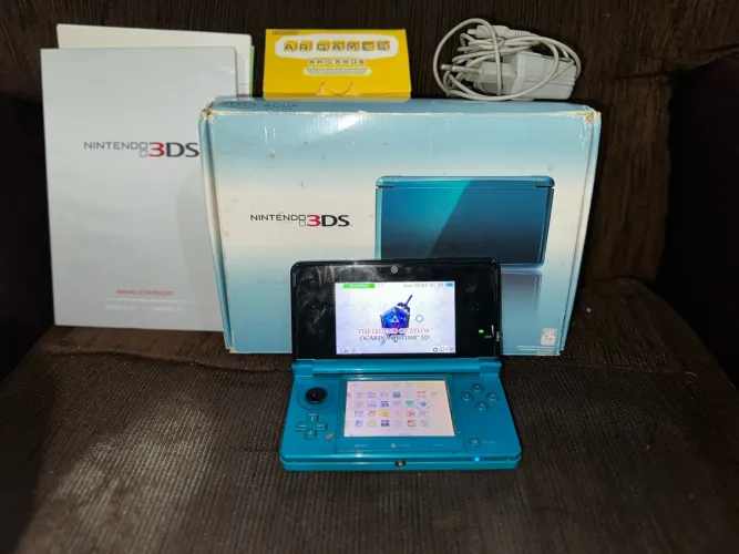 Videogame Nintendo 3DS Destravado Na Caixa + 200 Jogos instalados + Manuais