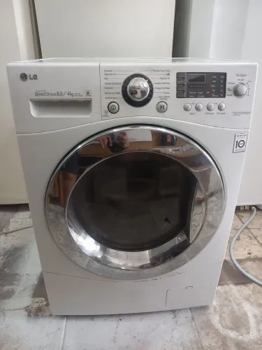 Máquina de lavar e secar LG