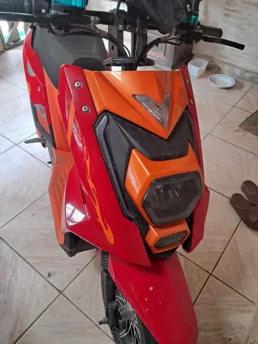 Motocicleta elétrica 