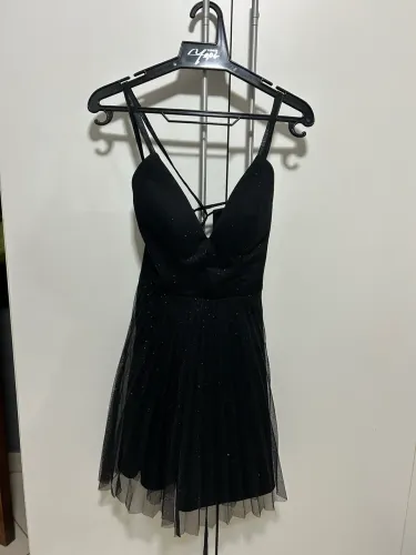 Vestido de festa preto com brilho TAM P