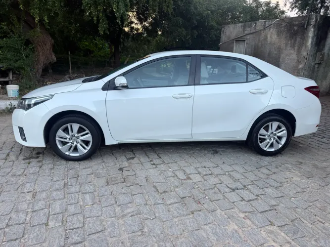 Toyota Corolla GLI 1.8 Flex 16V Aut. 2017
