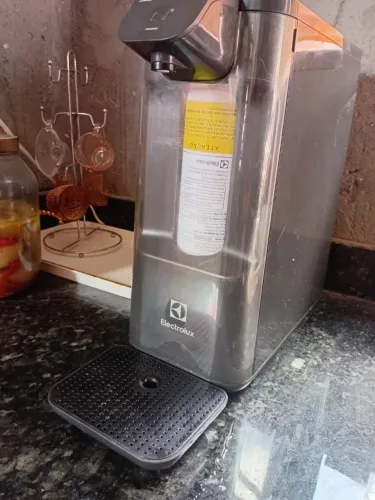 Bebedouro Electrolux 300