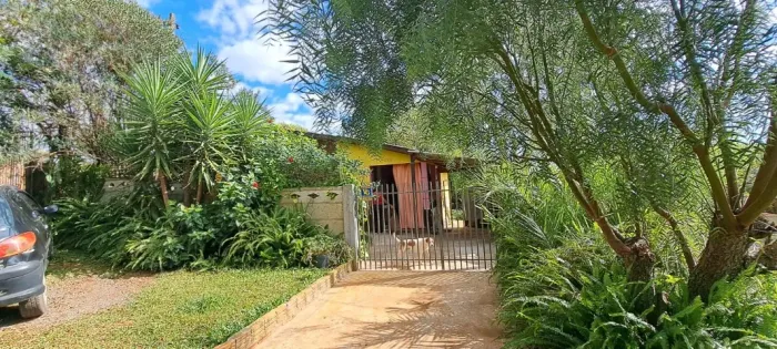 Casa com Terreno em Ponta Grossa bairro Chapada