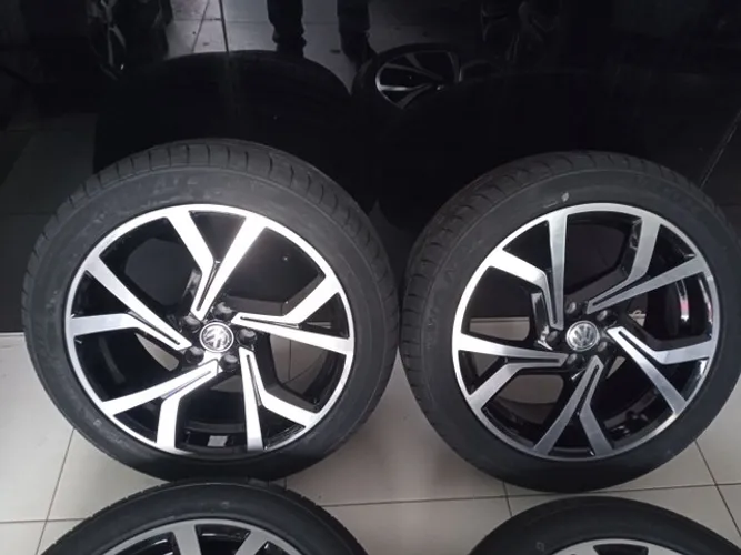Roda nova aro 17 Polo GTS +Pneus Novos 2055017(À PRONTA ENTREGA)