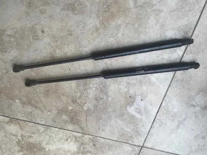 par amortecedor tampa traseira fiat punto original