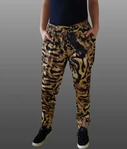 Calça animal print 